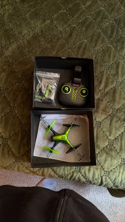 Drone green