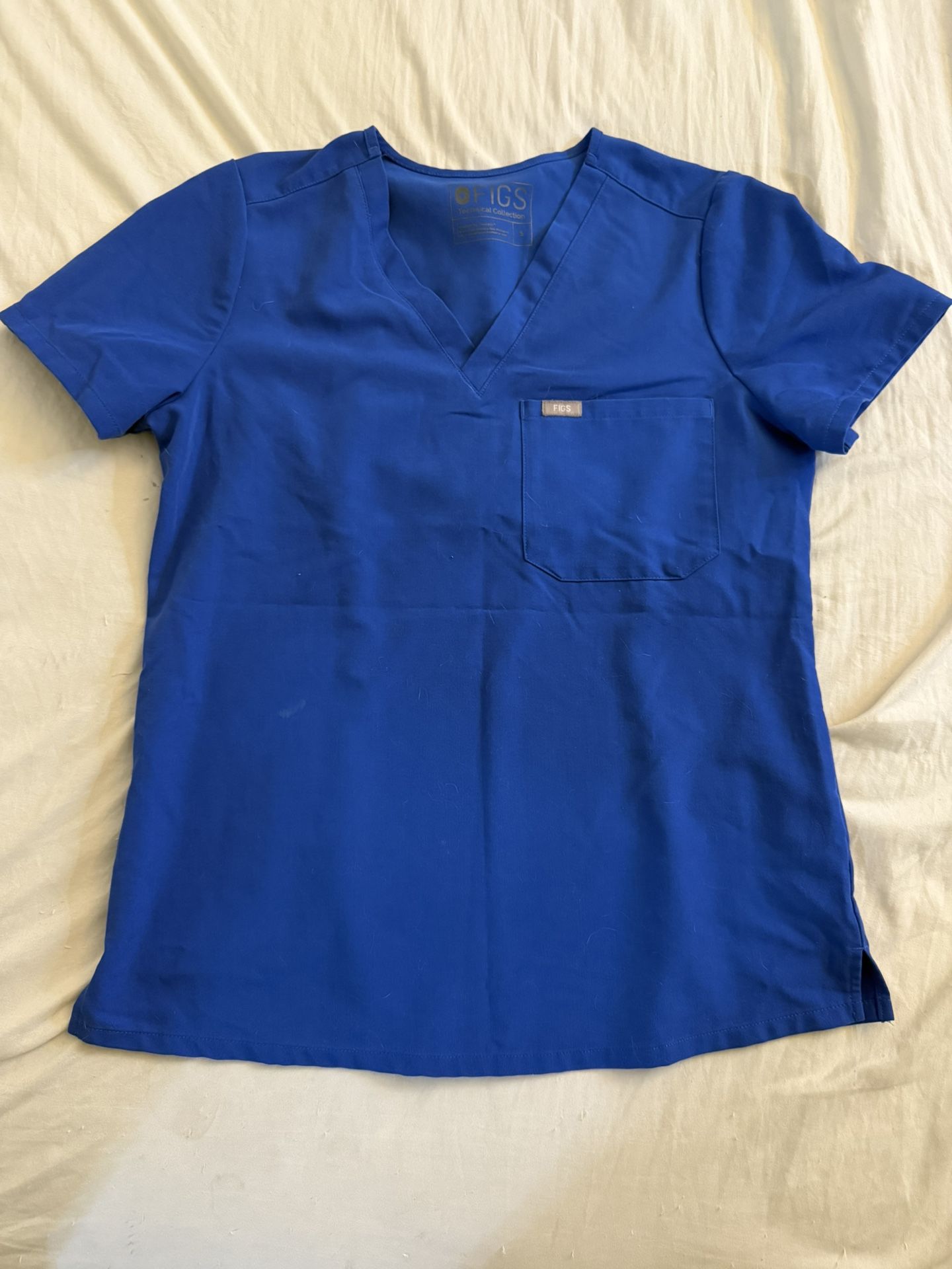 figs scrub top