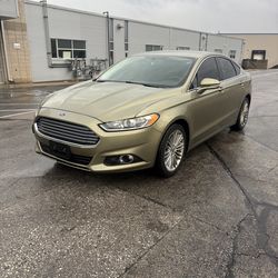 2014 Ford Fusion SE