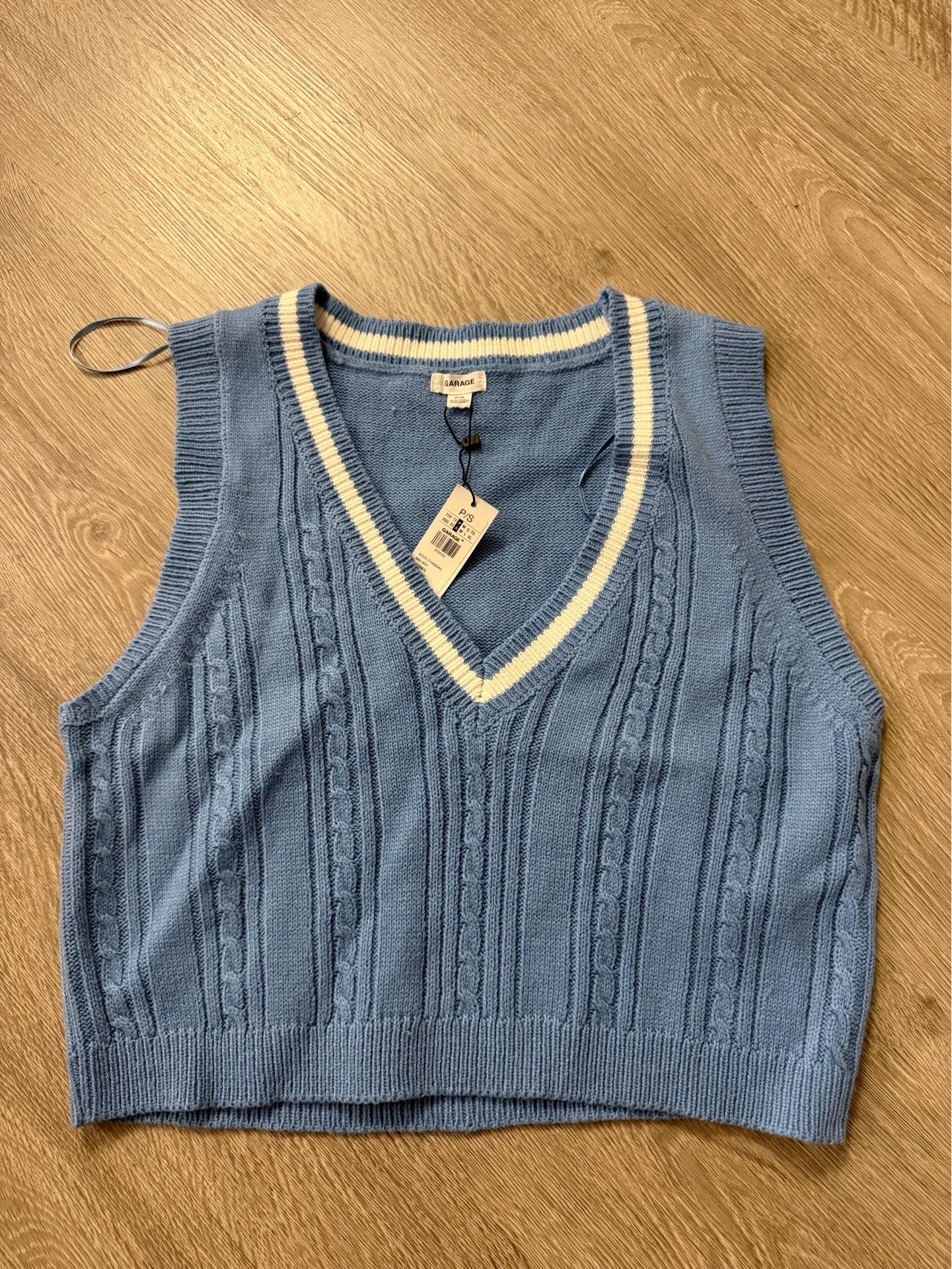Sweater vest