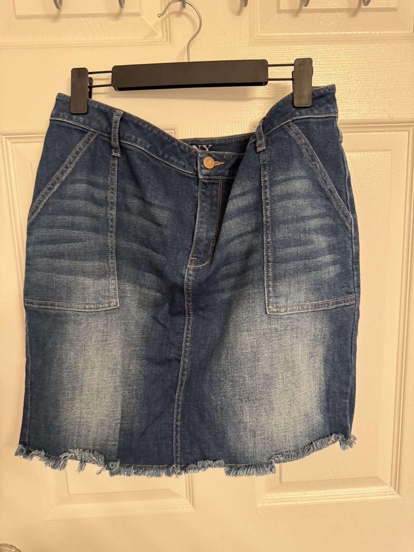 New York And Company Denim Skirt Size 14