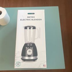 Retro Electric Blender 