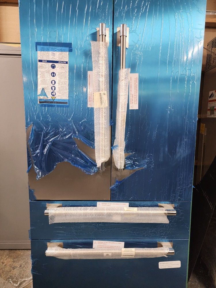 New Thermador Built In Refrigerator 42-inch