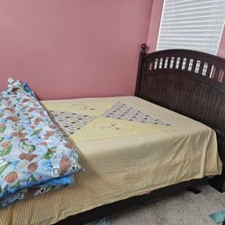 Full Bed with Matress And Box Spring
