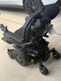 Quantum  Rehab Power Wheelchair Edge 3 Series