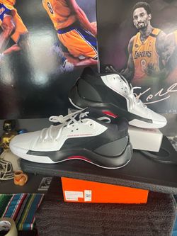 Jordan zoom separate brand new