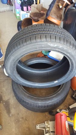 Only have two Tires size 19.45 45. It's brand new