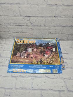 Old West Miniature Town by Dura-Craft OW955 HO Scale Kit 1993