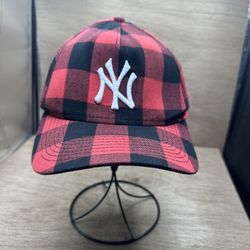 Stunning New York Yankee Adjustable Black Red Plaid New Era 9Forty Baseball Cap