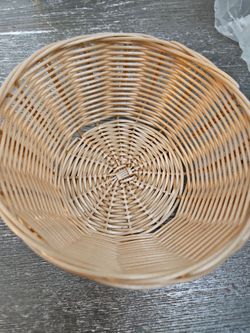 Pack 12 Polypropylene woven bread baskets. New