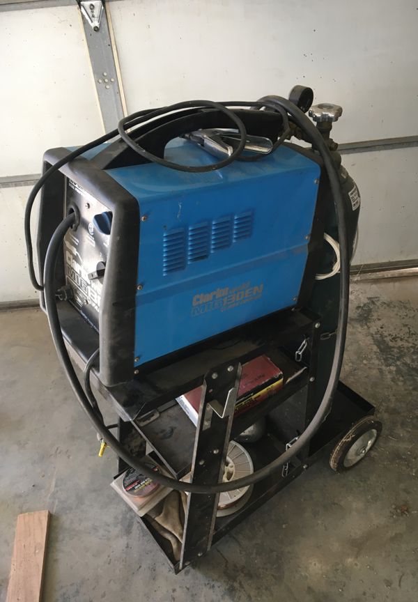 Clarke mig 130en welder for Sale in Du Bois, NE OfferUp