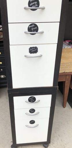 Six drawer two separate pieces stacked