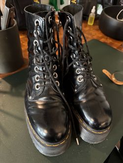Dr. Martens JADON MAX Platform Boots Black Leather