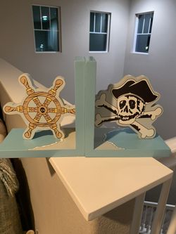 Pirate Theme Book Ends