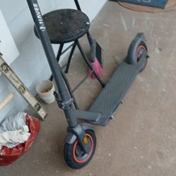 Navee Electric Scooter 