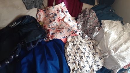 Girl clothes for the age of 8-10 years