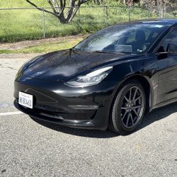 2019 Tesla model 3 