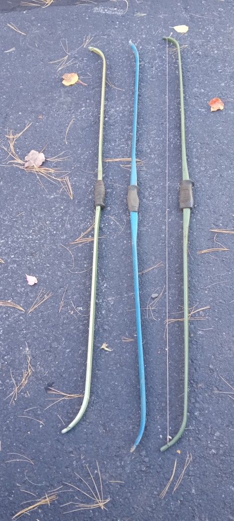 3 Antique Bows For Arrow Shooting