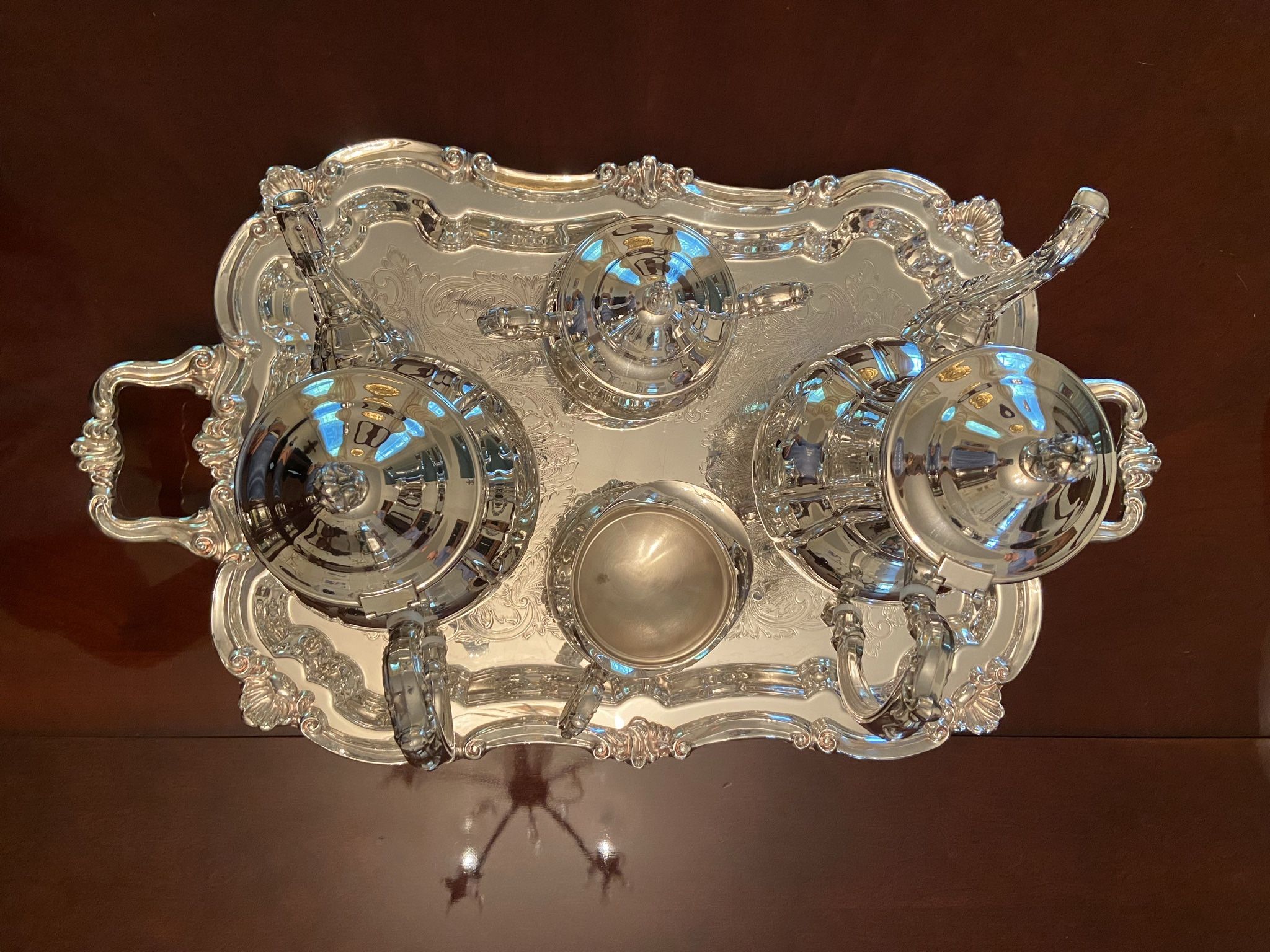 Vintage Towel Silverplated 5-piece Coffee and Tea Set