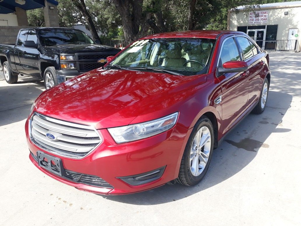 2013 Ford Taurus