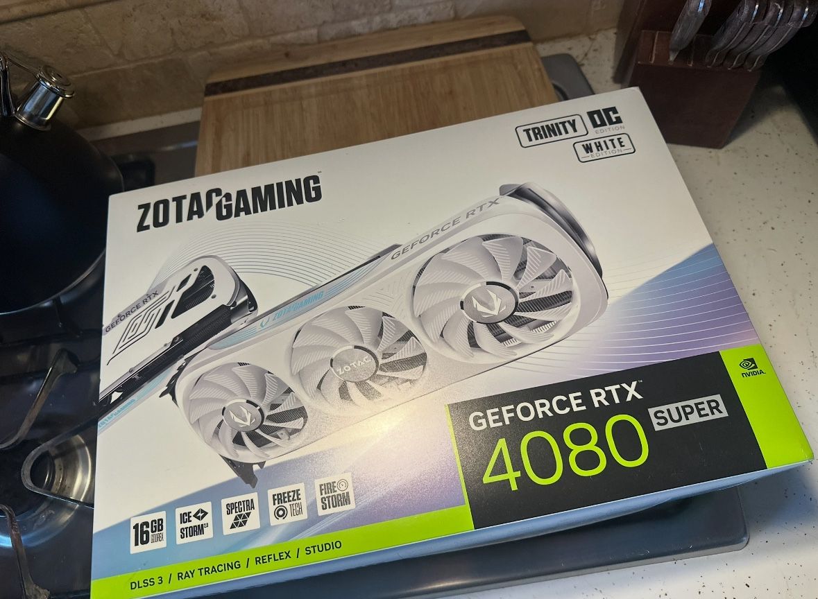 ZOTAC Gaming Geforce RTX 4080 Super WHITE OC Edition