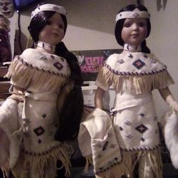 NATIVE TRIBE DOLLS PORCELAIN 