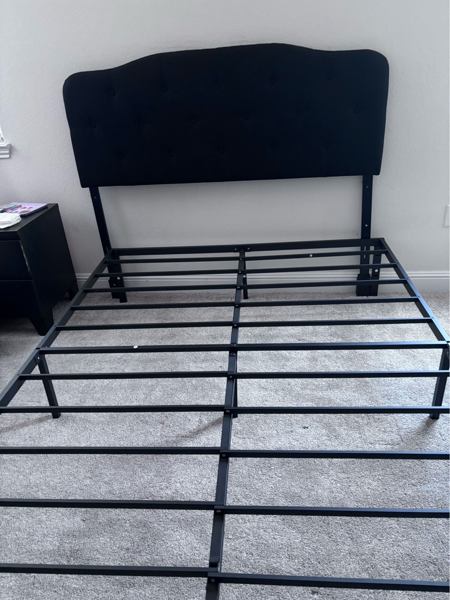 Headboard and metal bed frame - queen