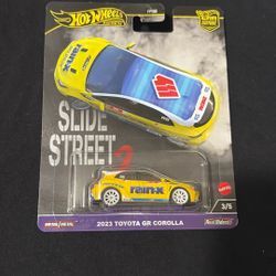 Hot Wheels Premium 2023 Toyota GR Corolla