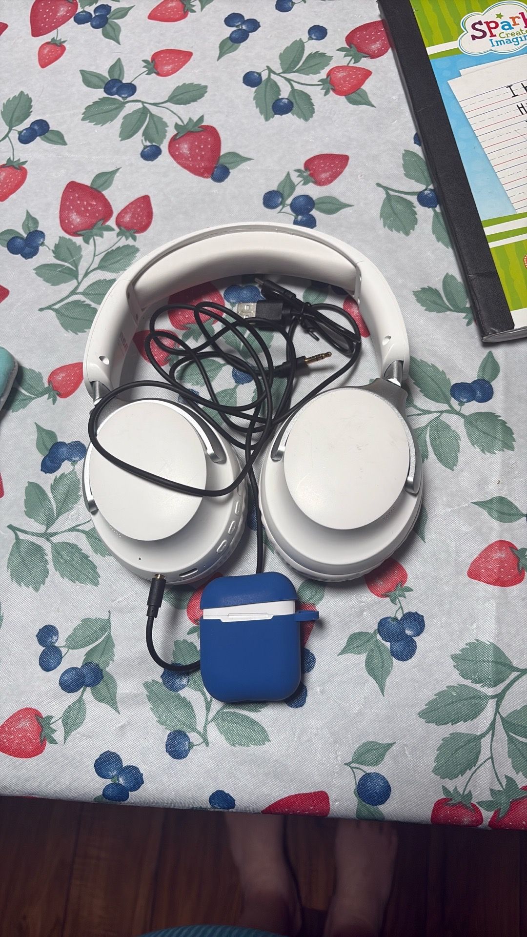 RCA headphones