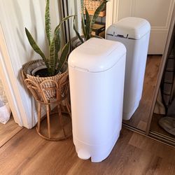 Diaper Genie Pail $10