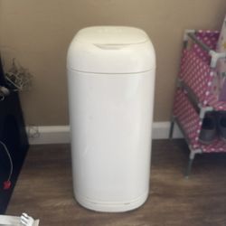 Diaper Genie 