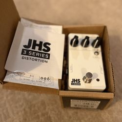 JHS Series 3 Distortion Pedal