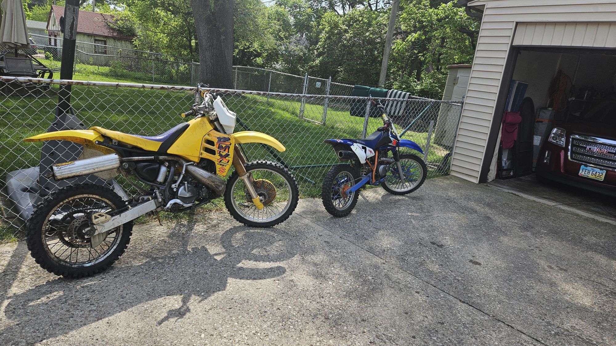 Suzuki RMX250 & Suzuki DRZ125 Dirt Bikes – $1500 Each OBO – Ready to Ride!