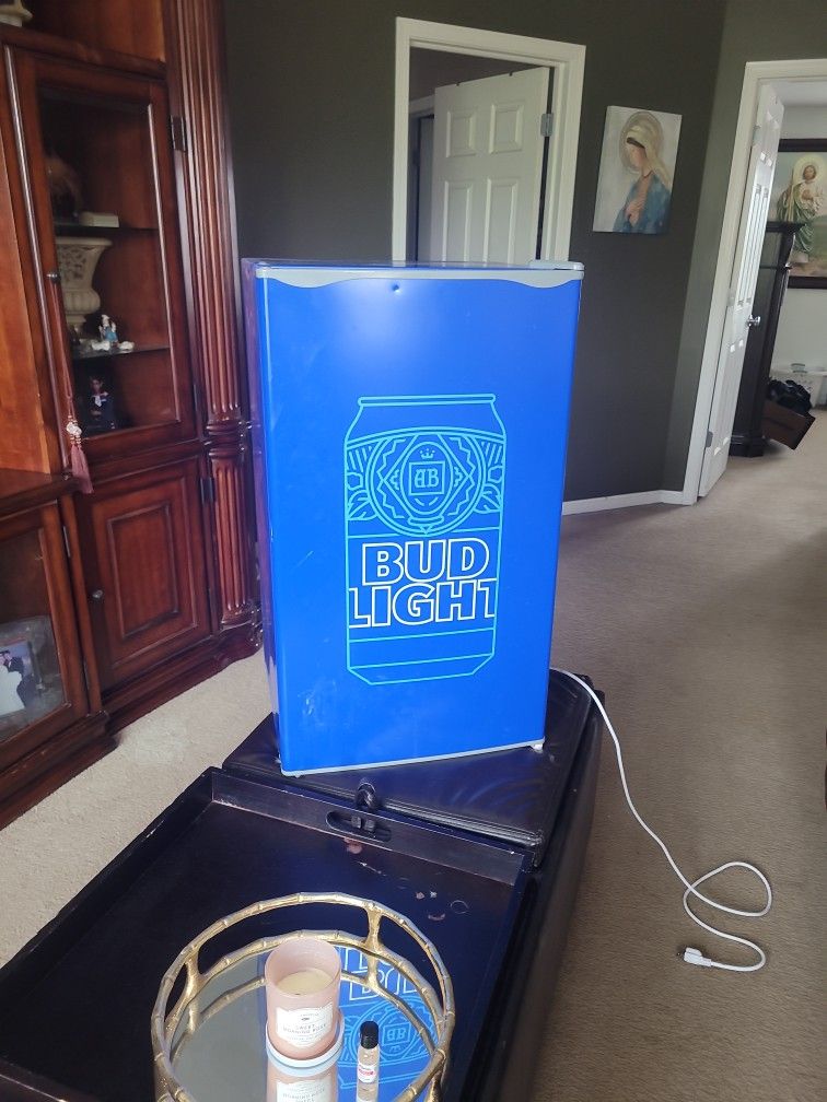 Mini-fridge