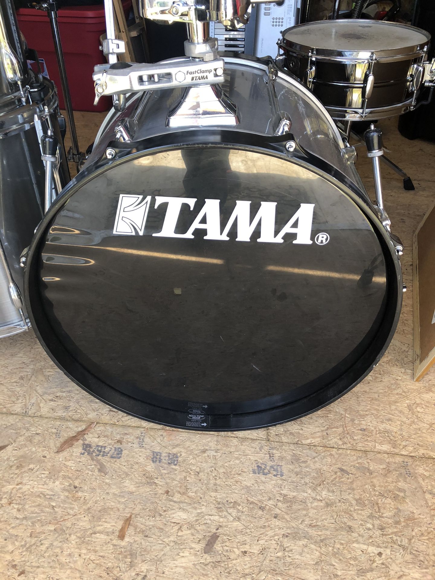 Tama rockstar drum set