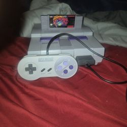 Super Nintendo Old Gameing Console 