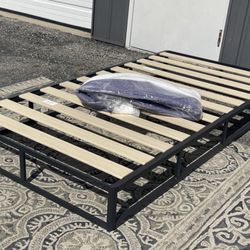 New In A Box Twin Size Smart Box Spring 