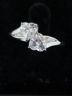 Pretty double hearts promise ring