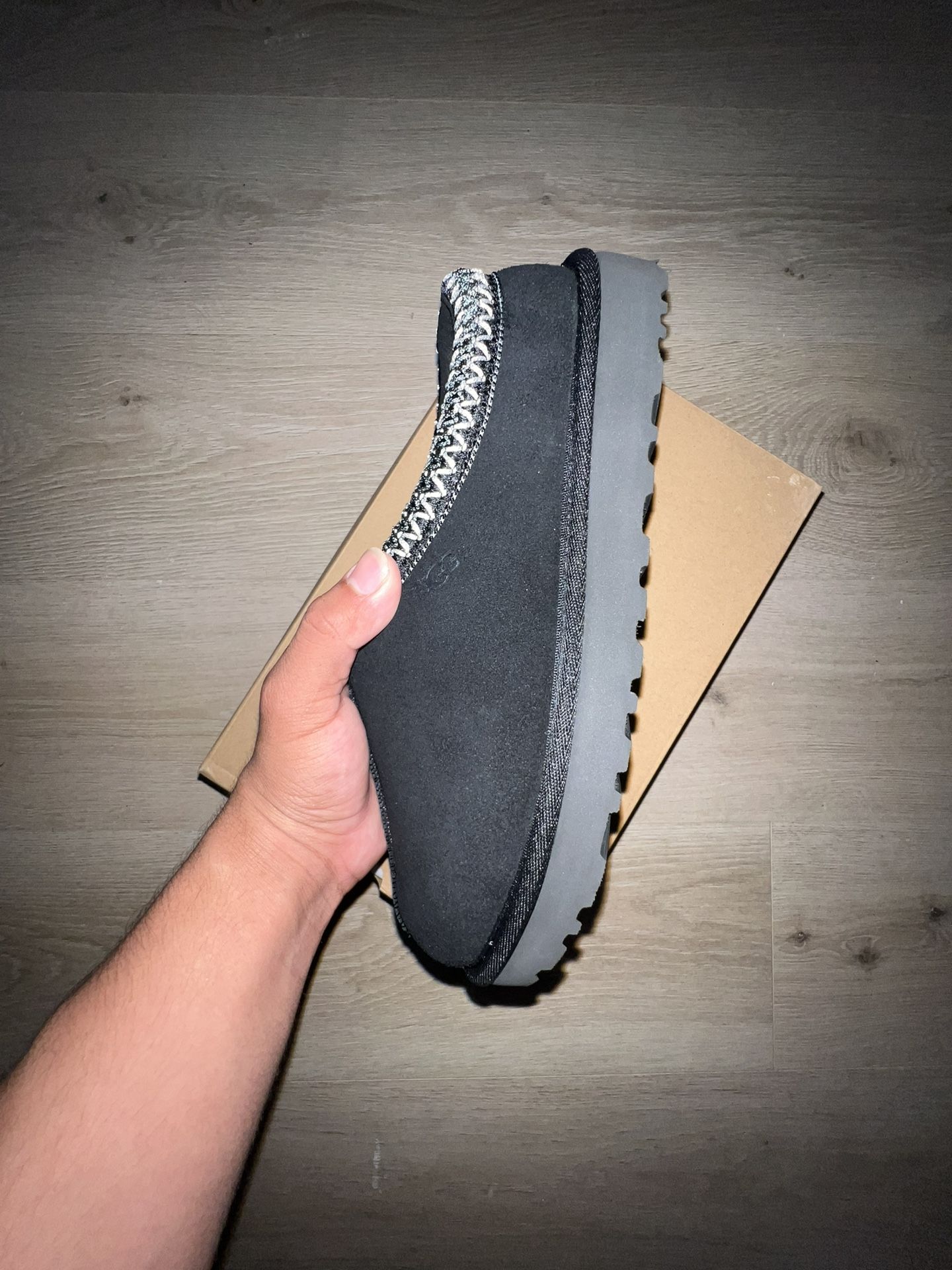 Ugg Tasman Slipper “Black”