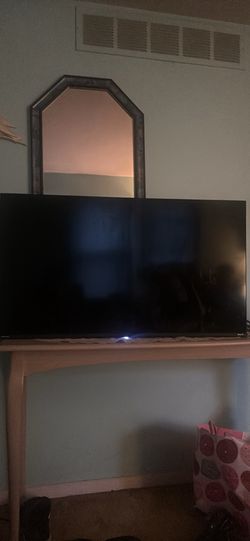 43in Hisense Roku TV