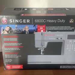 Singer Heavy Duty Sewing Machine Model 6800C – Boxed – Like New