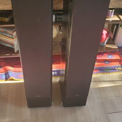 Primus P363 floor-standing speakers