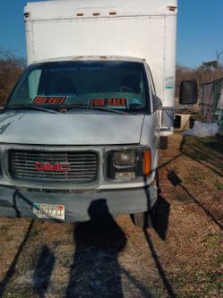 2001 GMC 3500 Savannah