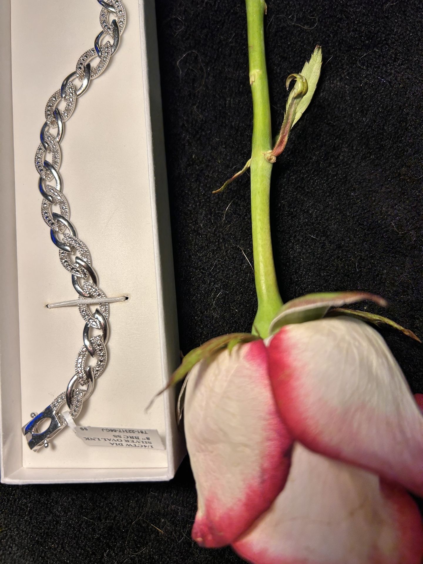 1/4 CTW DIAMOND SILVER OVAL LINK 8” Bracelet