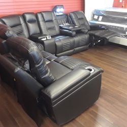 New Recliner Sectional Sofa With 3 Power Recliners And 3 Power Headrests