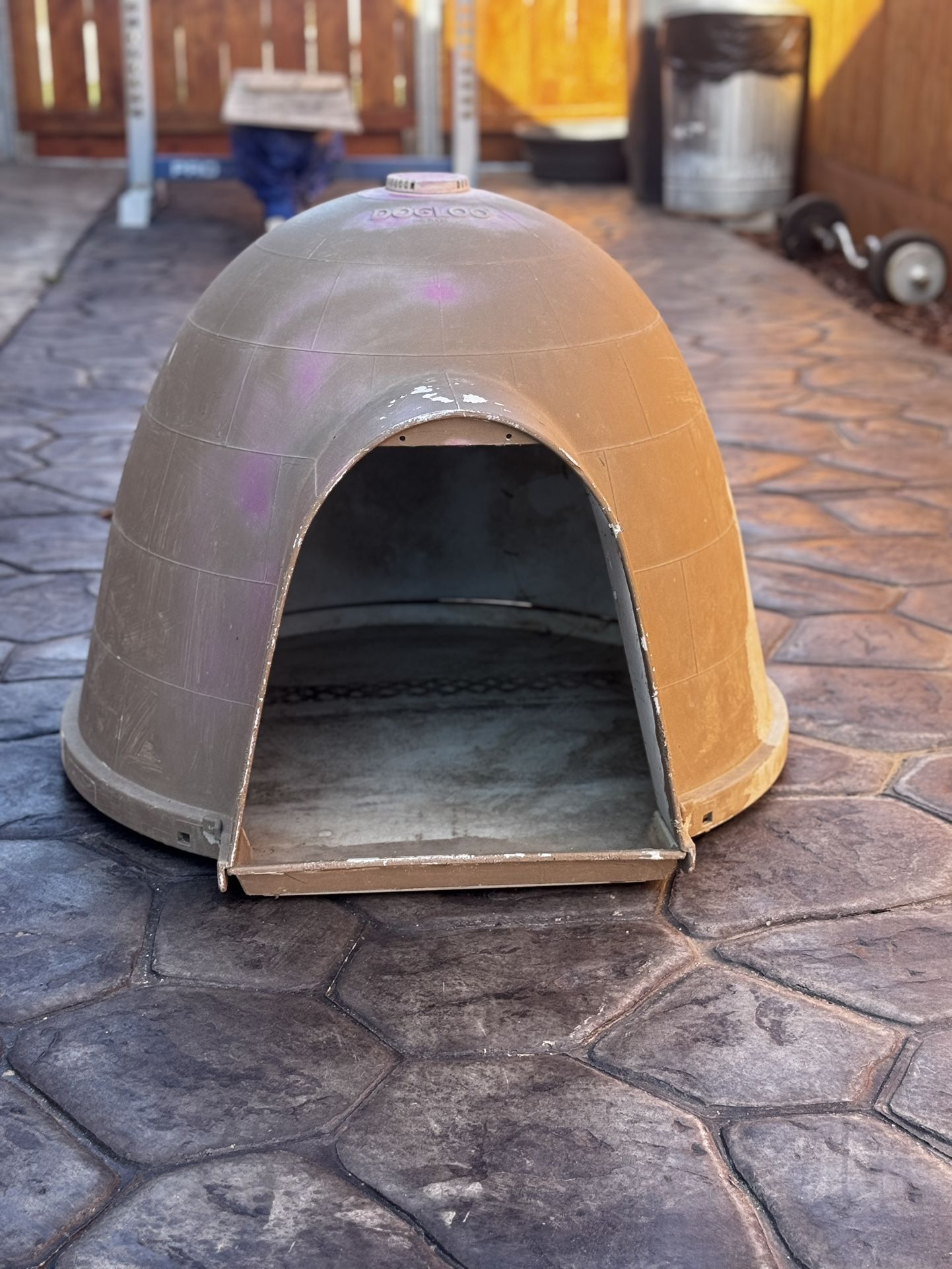 DogLoo Dog House
