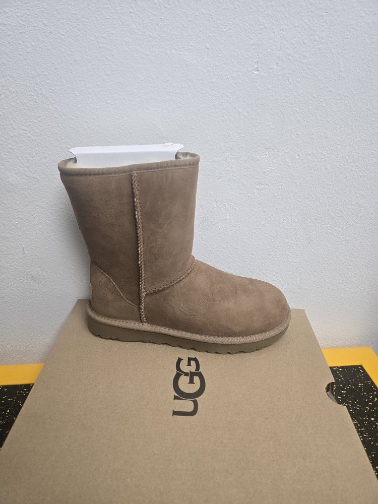 Ugg Classic Short Women Size 10