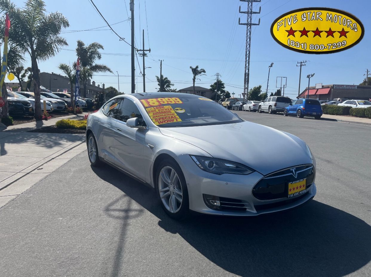 2015 Tesla Model S