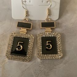 Earrings with rhinestones 