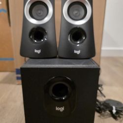 Logitech Z313 Speakers with Subwoofer